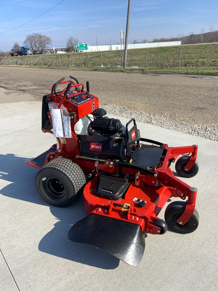 Toro GrandStand 60" Kawasaki 23.5 HP