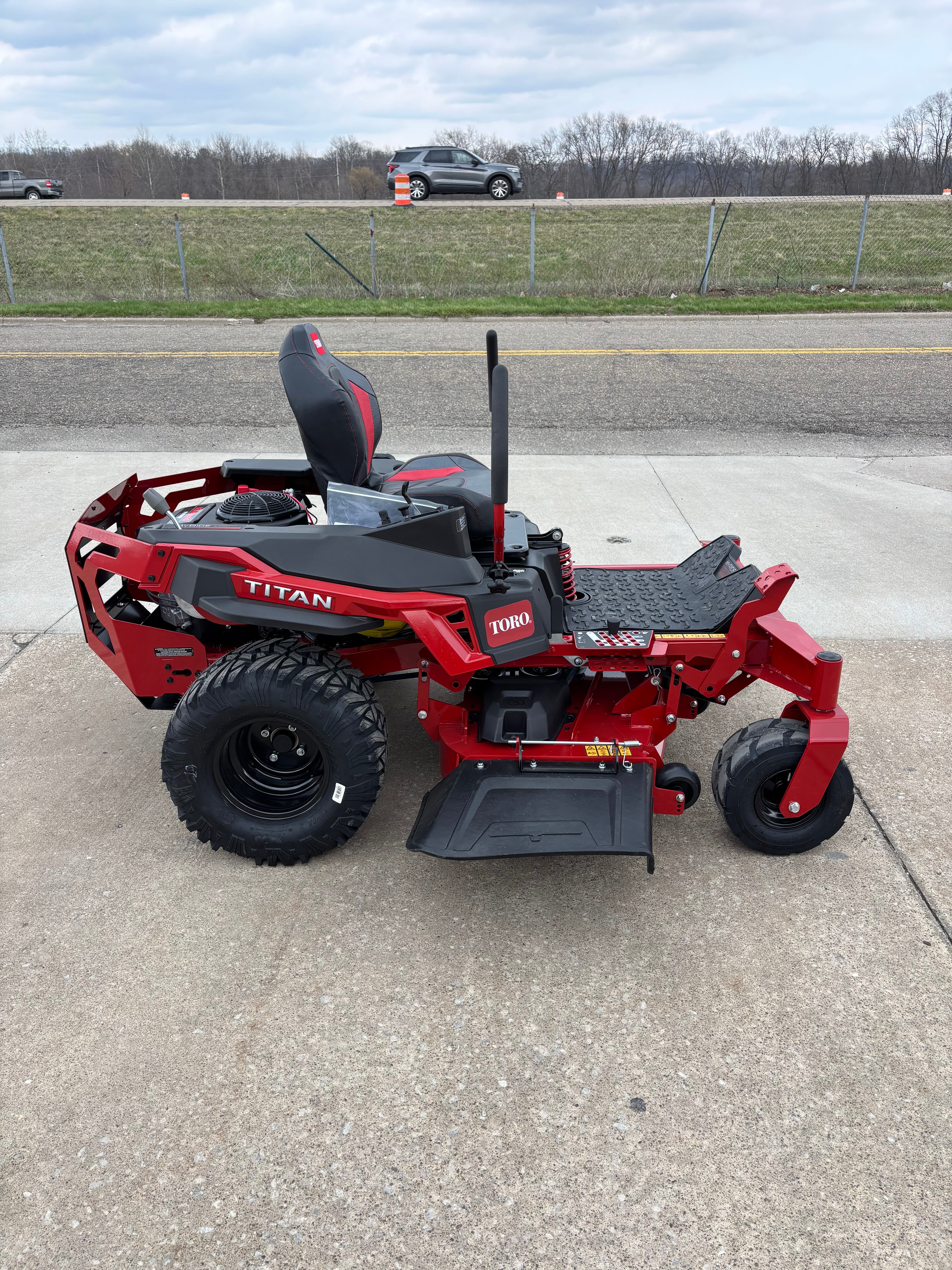 Toro Titan 48'' Myride Zero Turn Mower