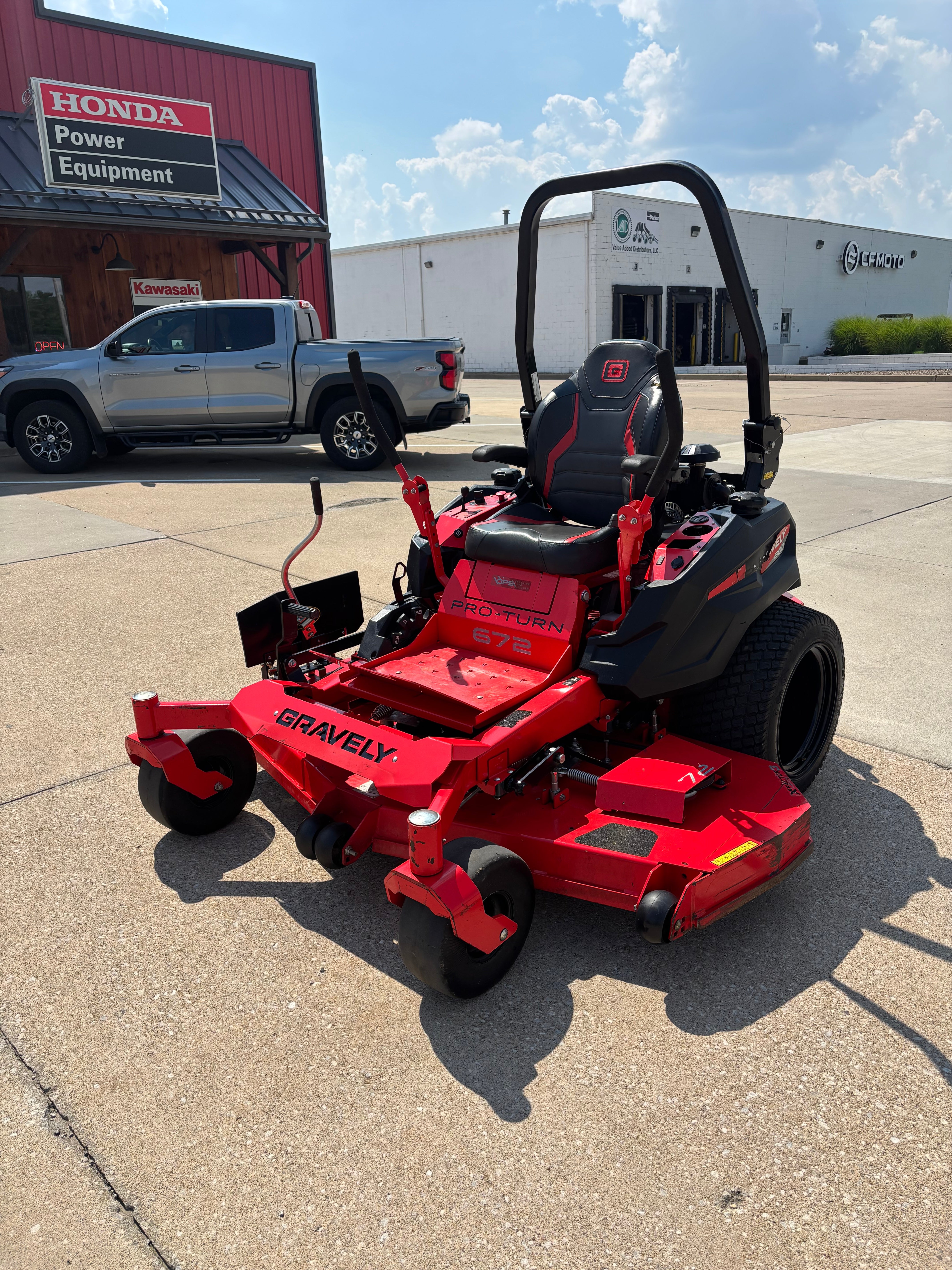 Used Gravely 600 72'' Pro Zero Turn Mower