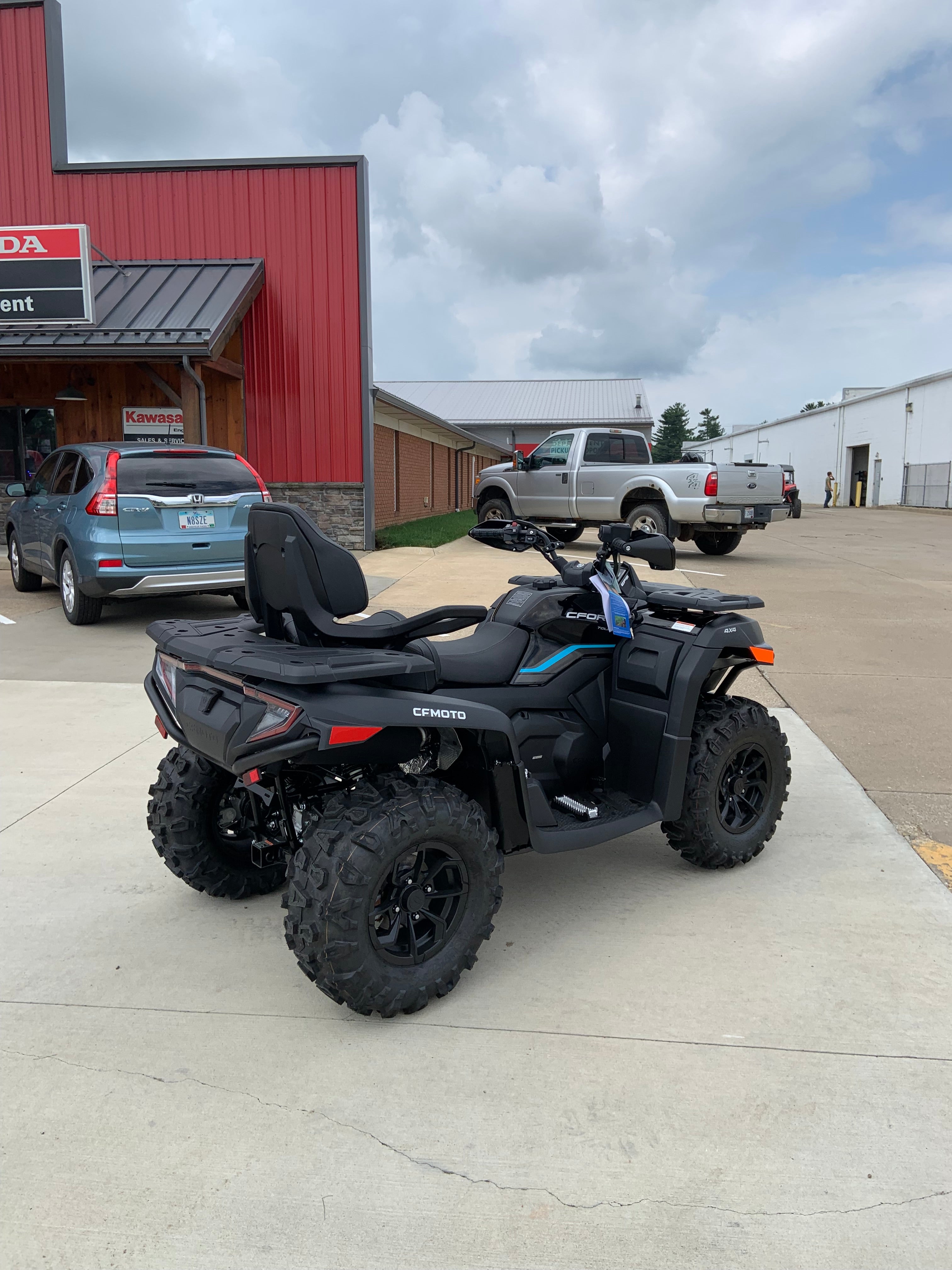 2026 Cfmoto Cforce 600 Touring Black