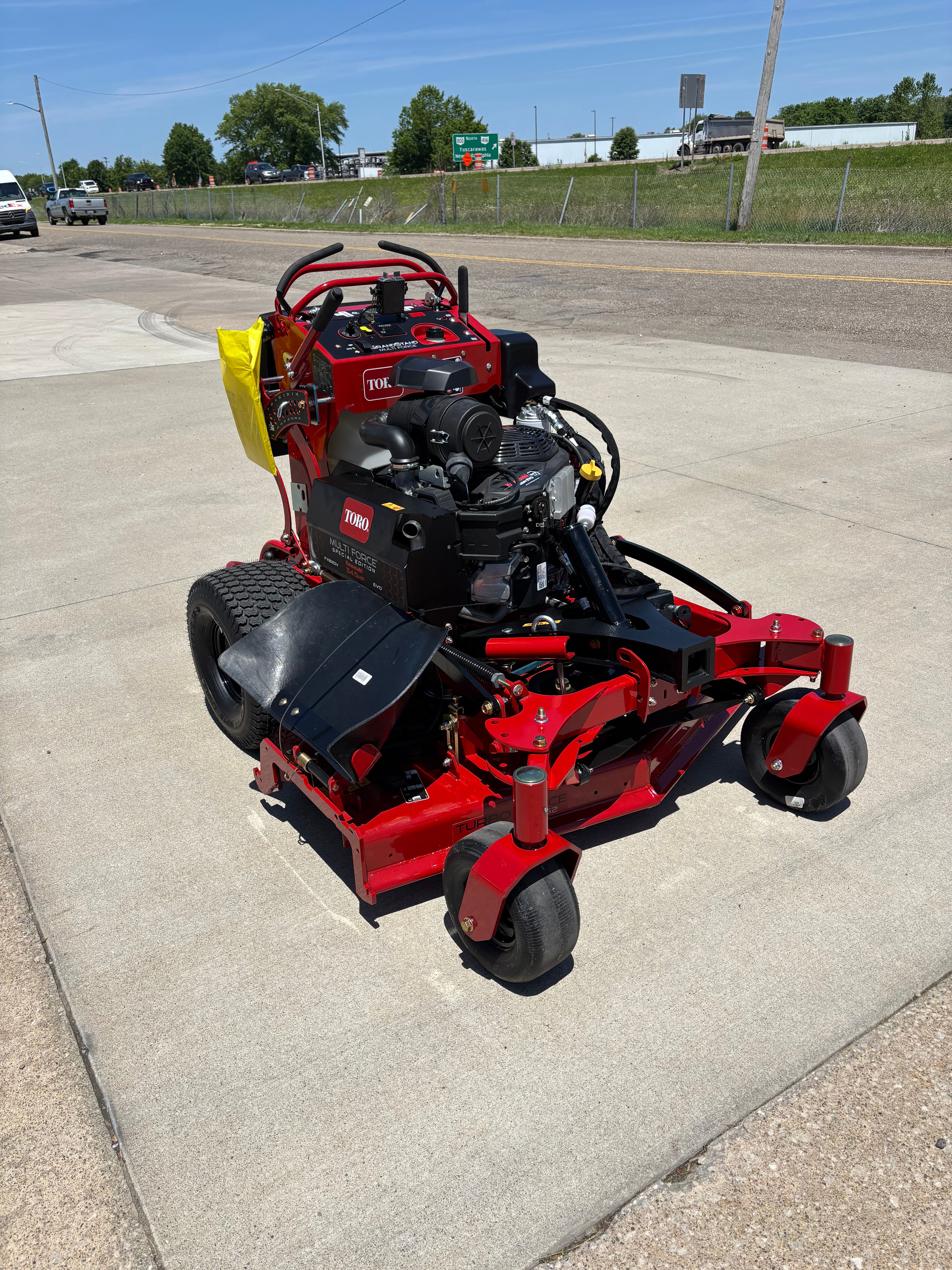 Toro Grandstand Multiforce 52'' Kawasaki EVO 34.5HP