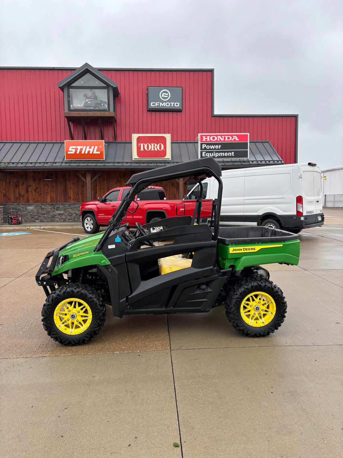 Used 2021 John Deere Gator XUV590M Side by Side