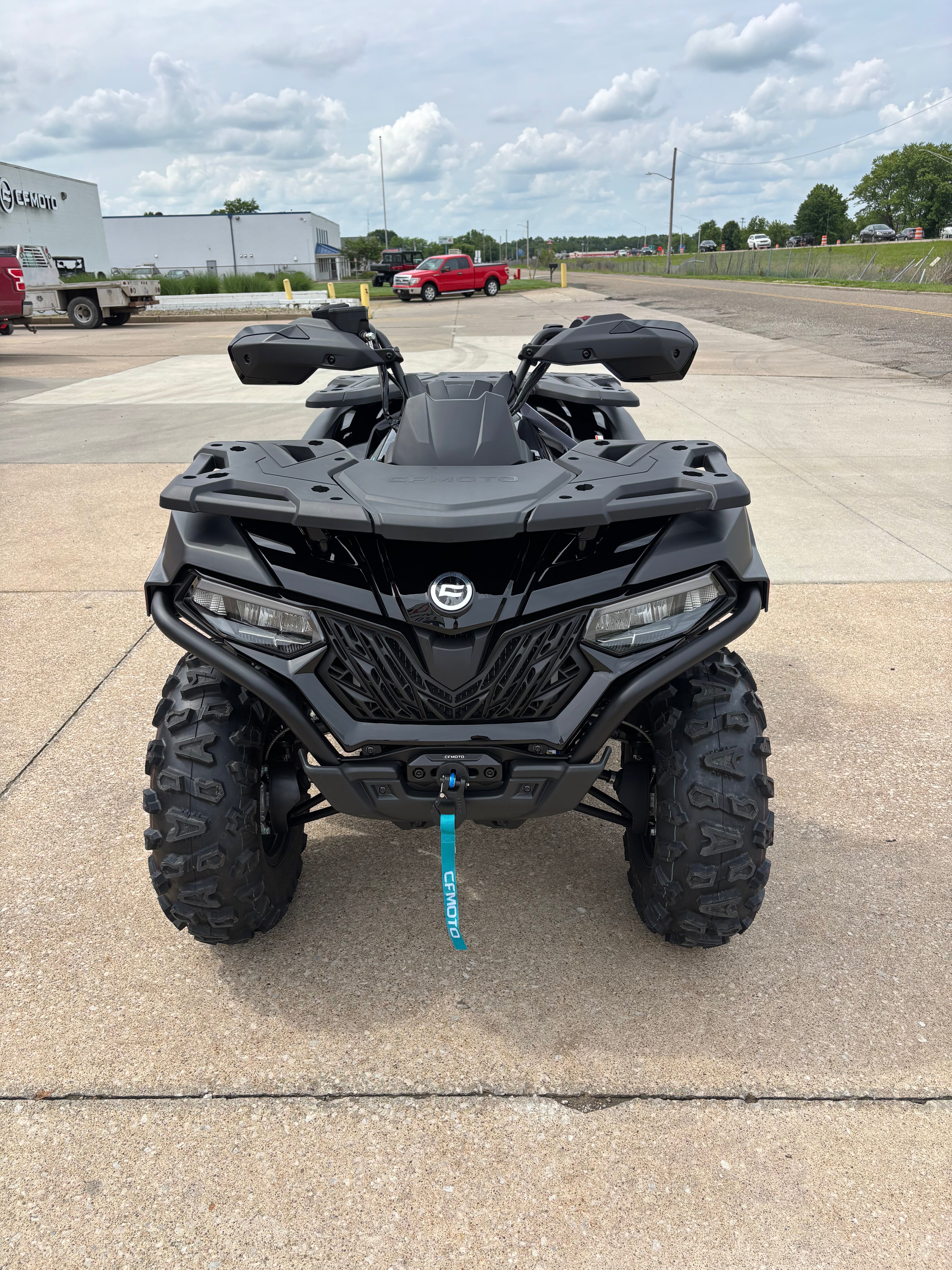 2026 Cfmoto Cforce 600 Black