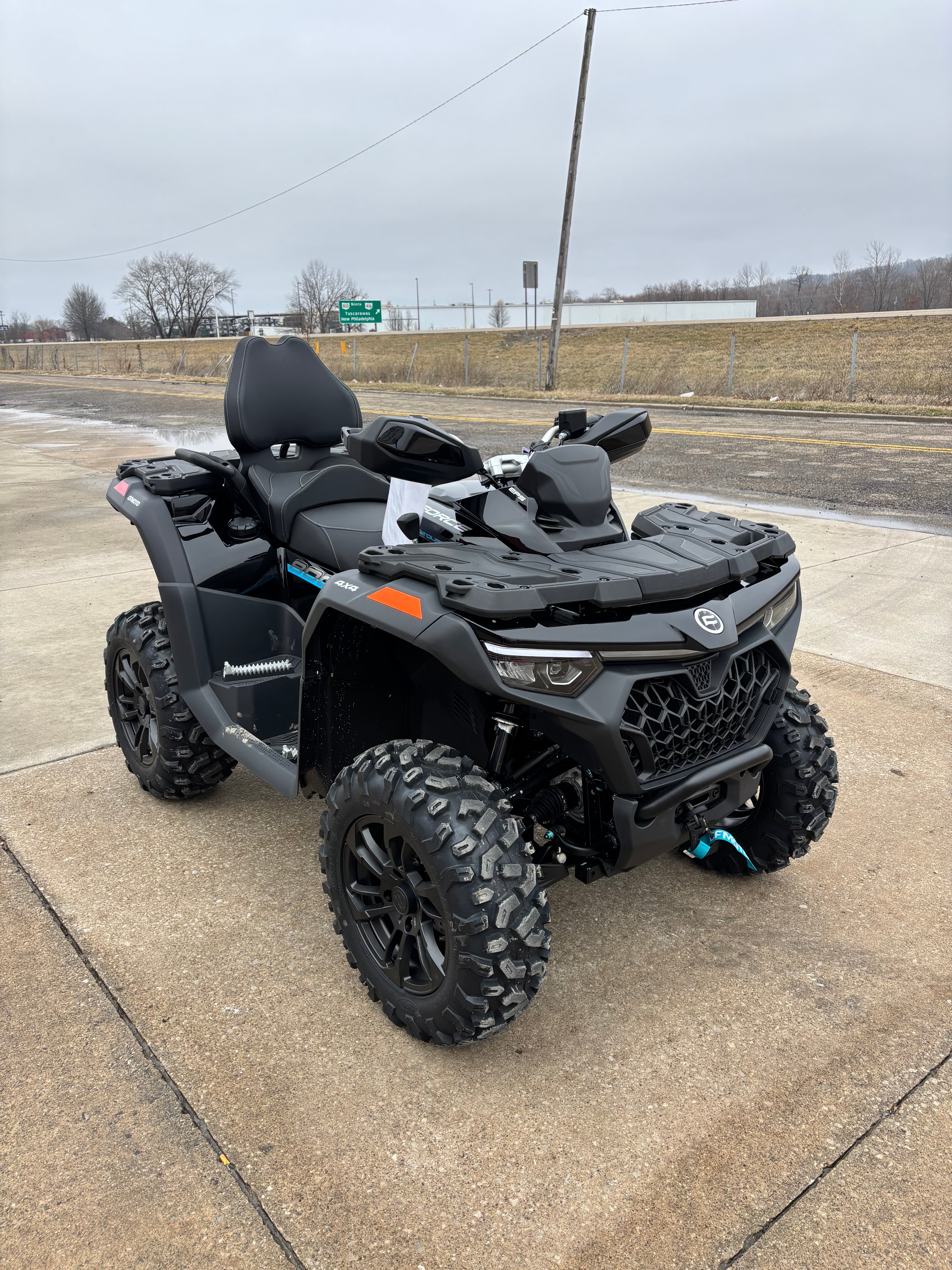 2026 Cfmoto Cforce 800 Touring Black