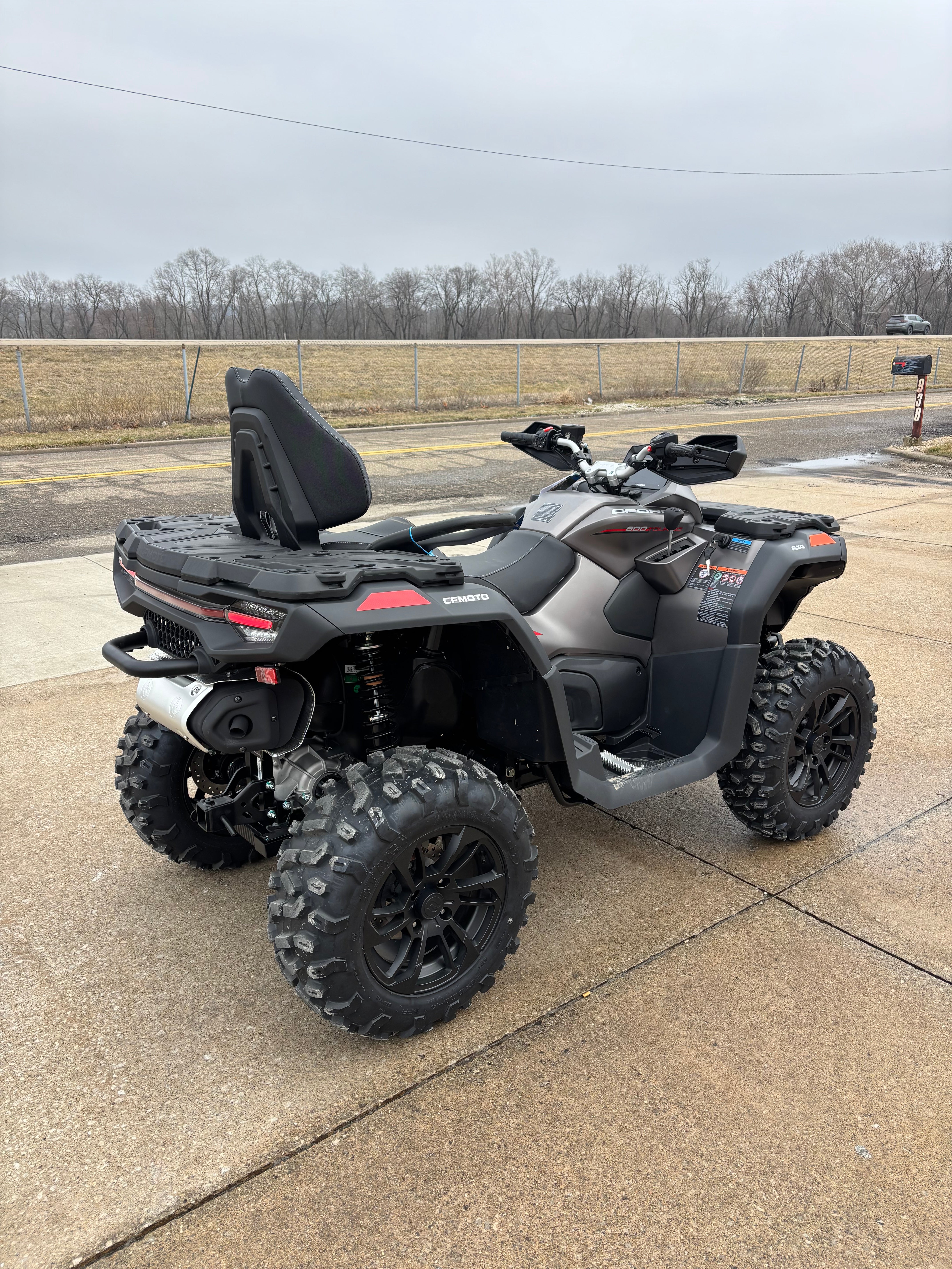 2026 Cfmoto Cforce 800 Touring Gray
