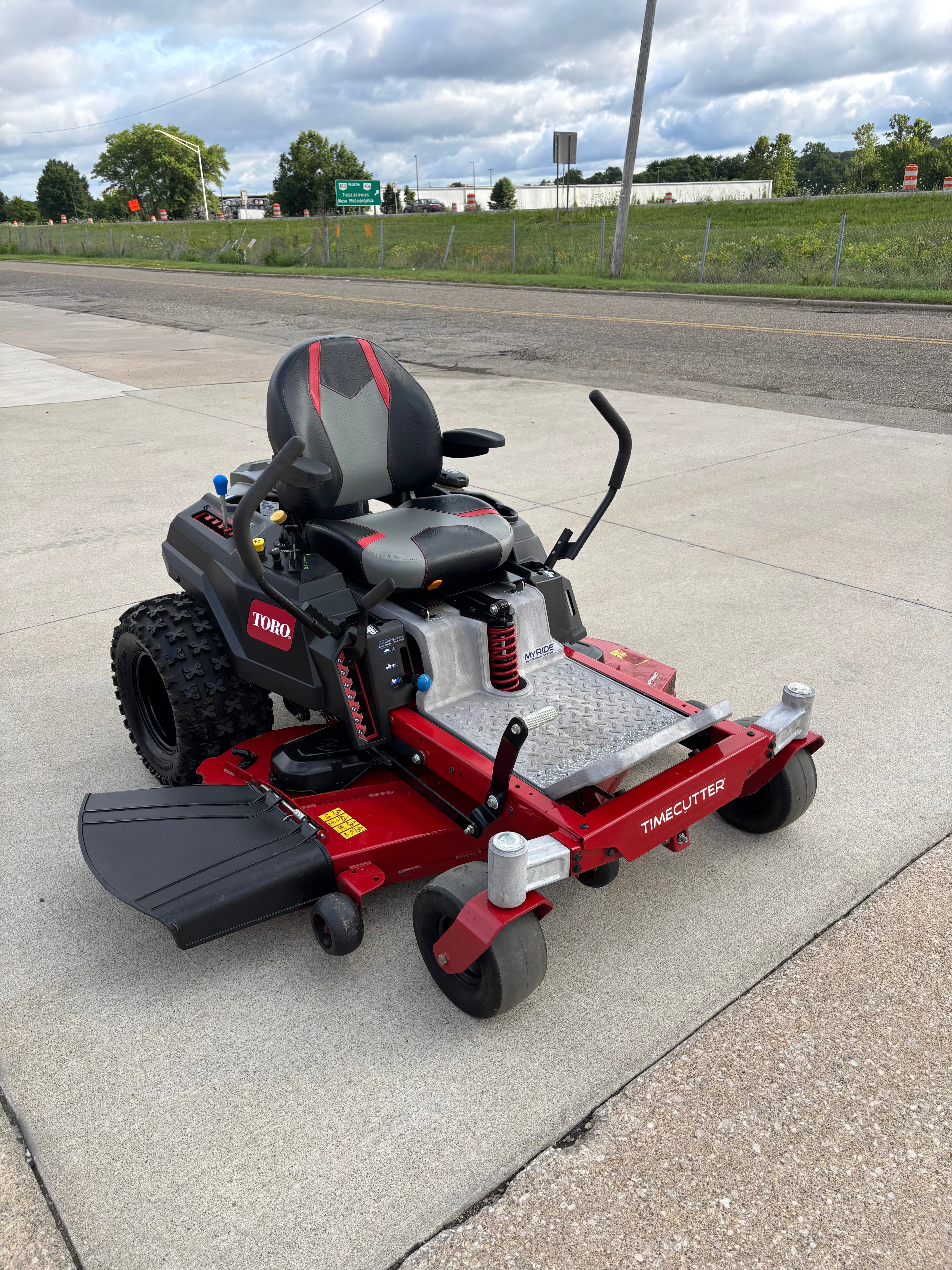 Used Toro Time Cutter Zero Turn Mower 54''