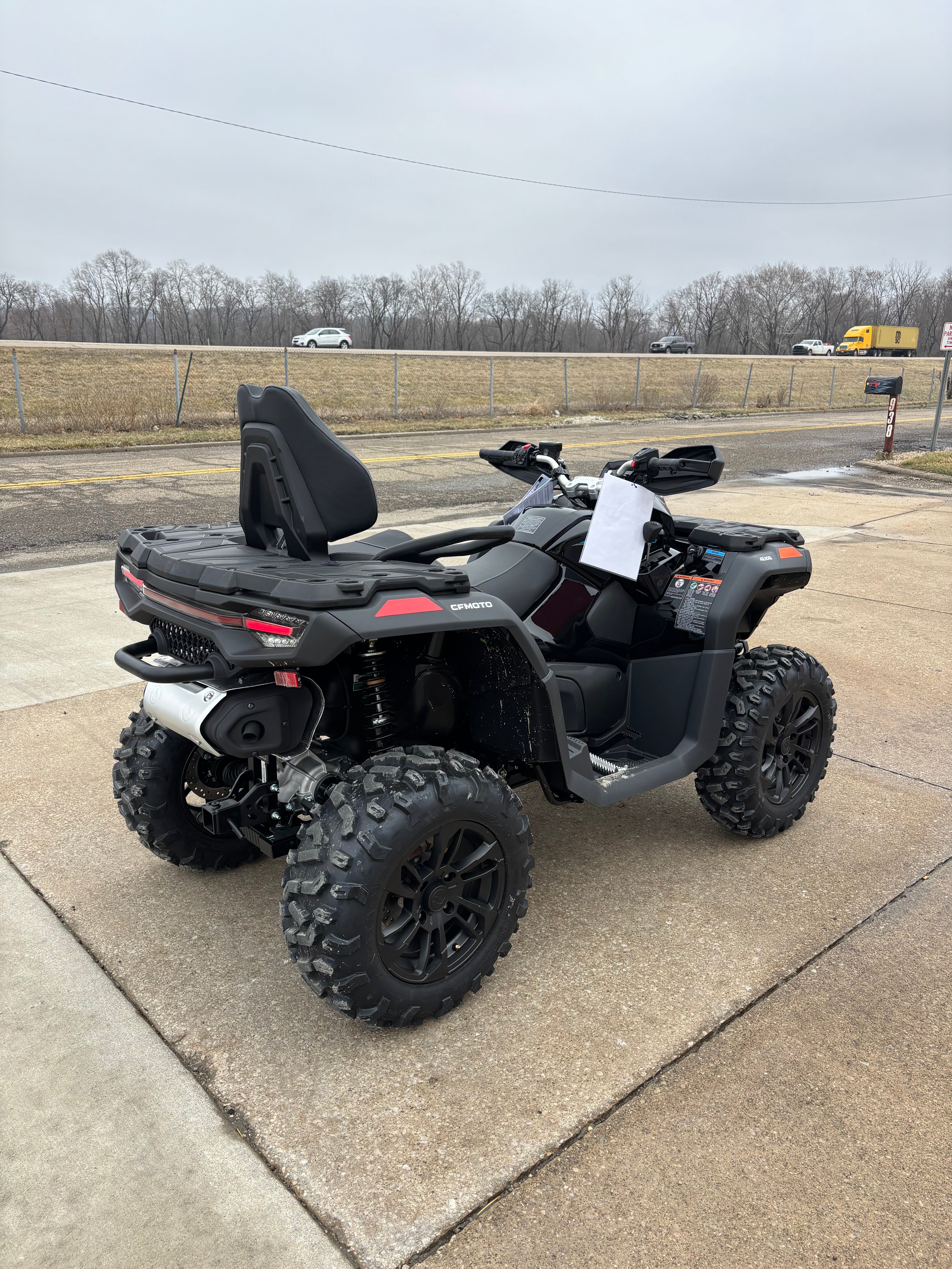 2026 Cfmoto Cforce 800 Touring Black