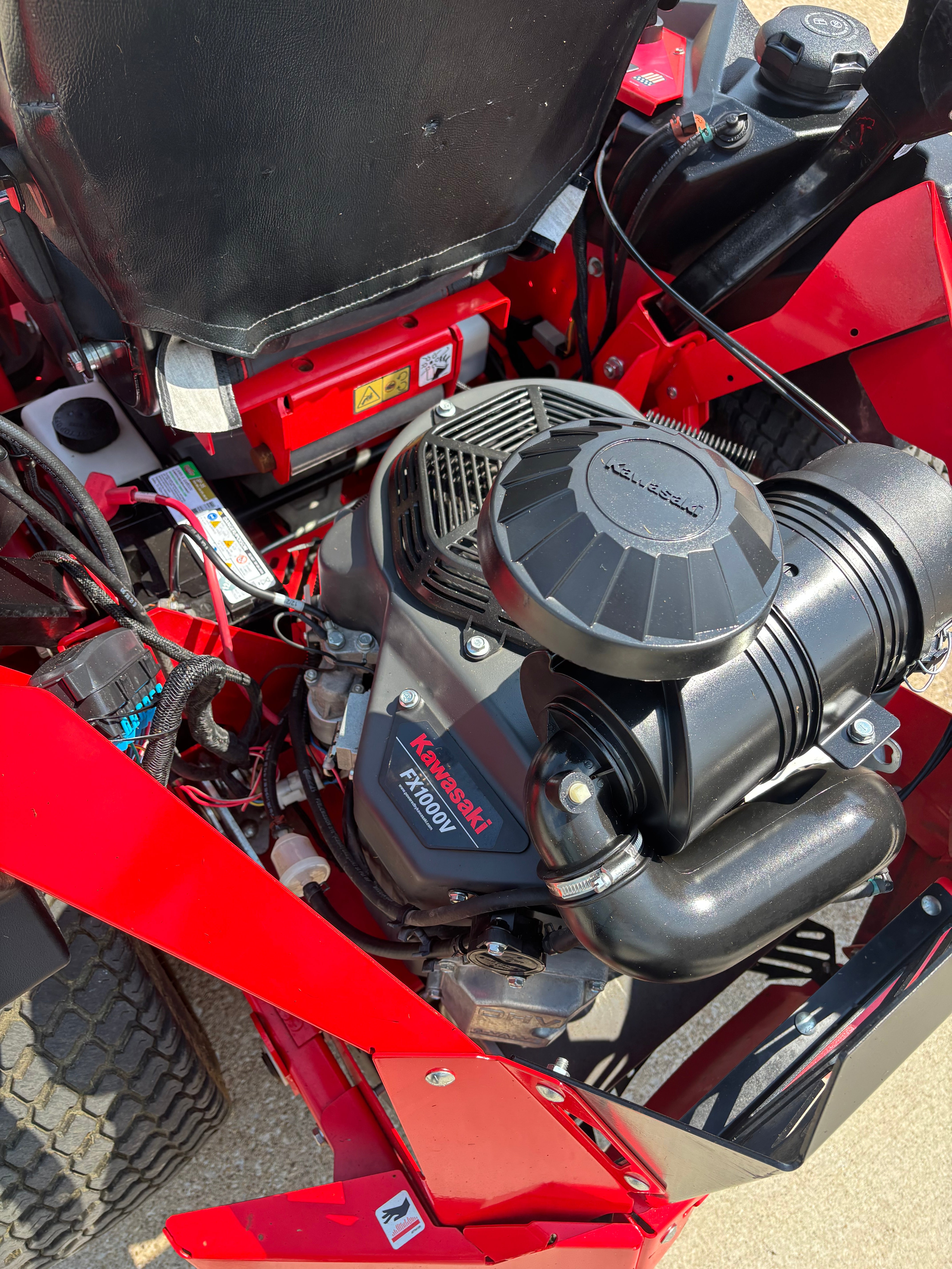 Used Gravely 600 72'' Pro Zero Turn Mower