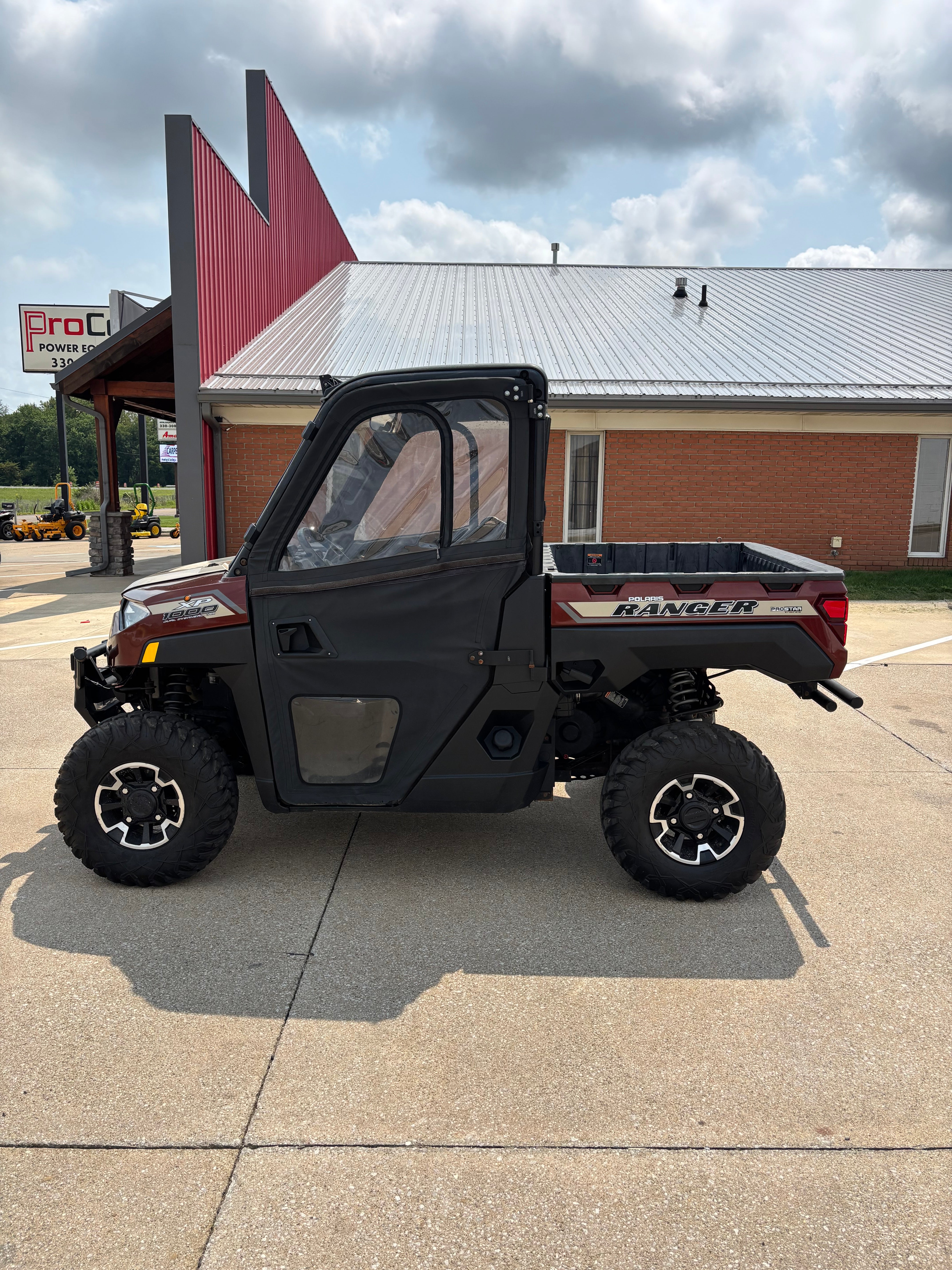 Used 2019 Polaris Ranger 1000 With Cab and Heater
