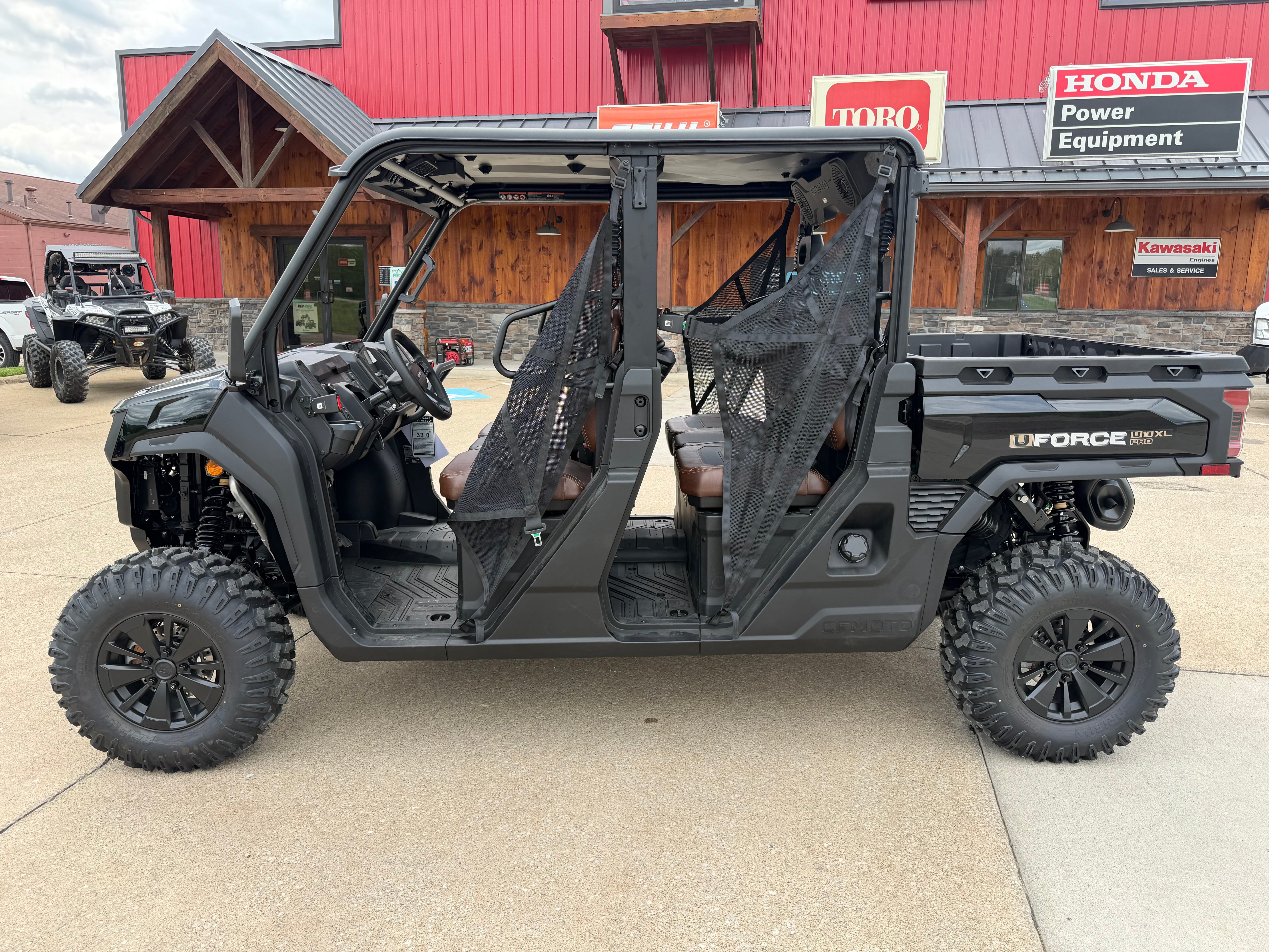 2026 Cfmoto Uforce U10 Pro Crew Cab Black