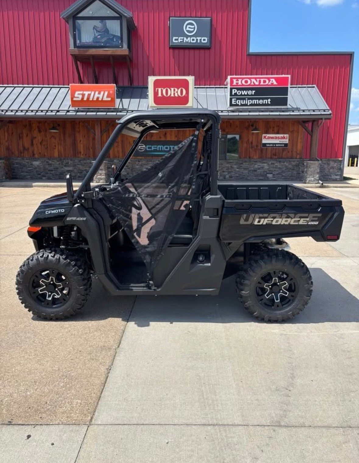 2025 Cfmoto Uforce 1000 Side By Side Black