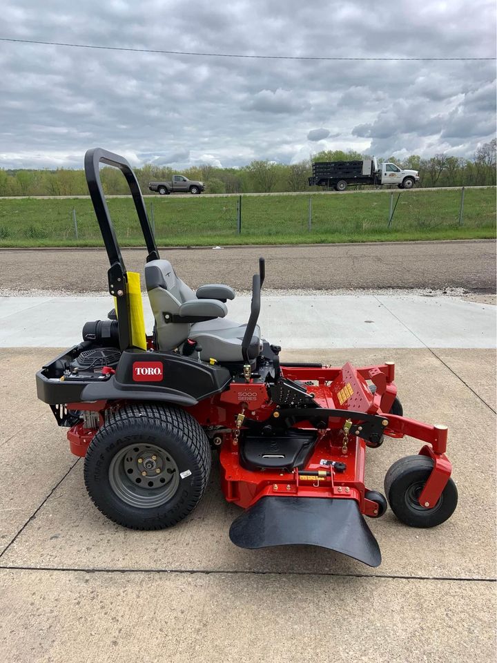 5000 Series Toro Z Master 3000 Series TORO Z MASTER COMMERCIAL