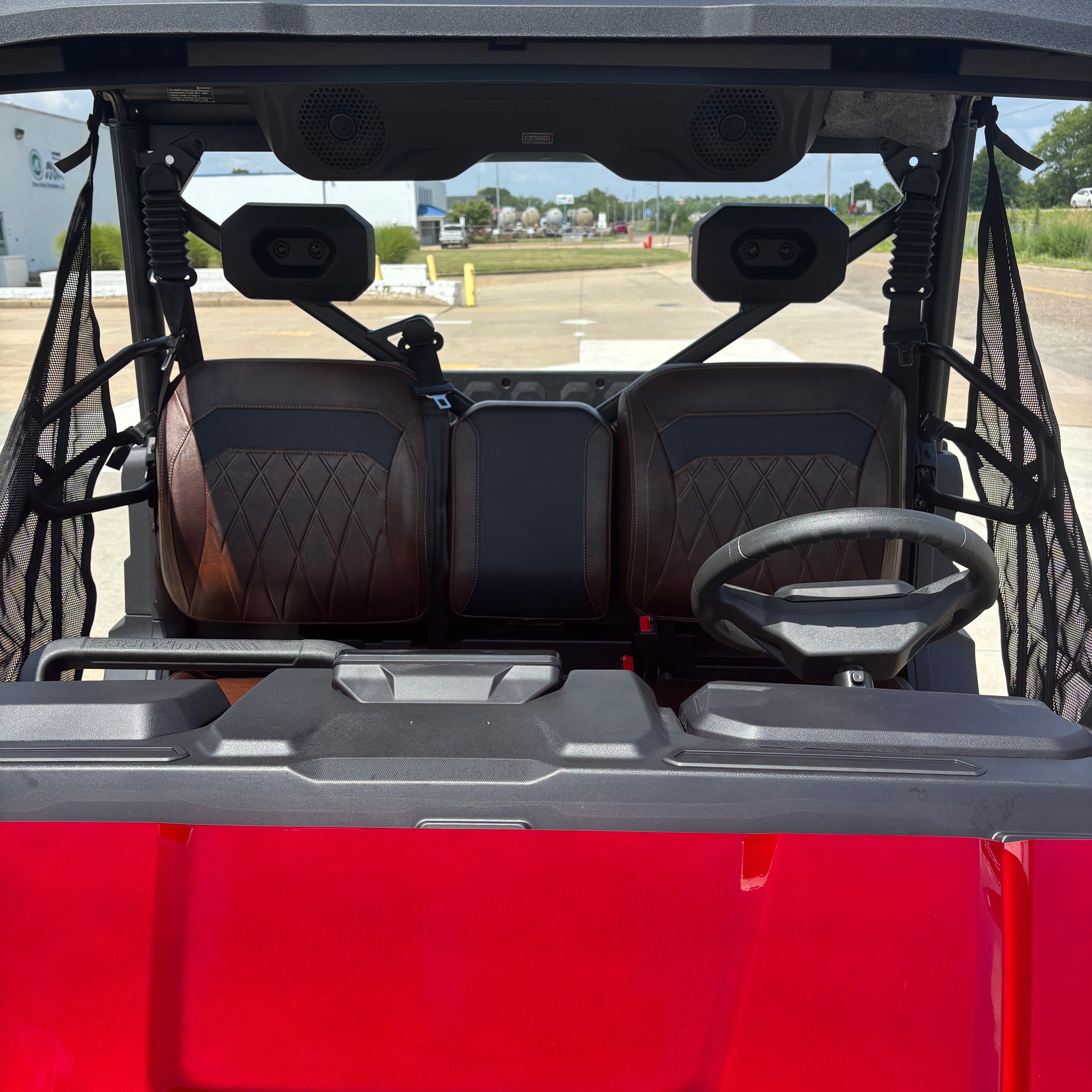 Cfmoto u10 brown interior closeup 