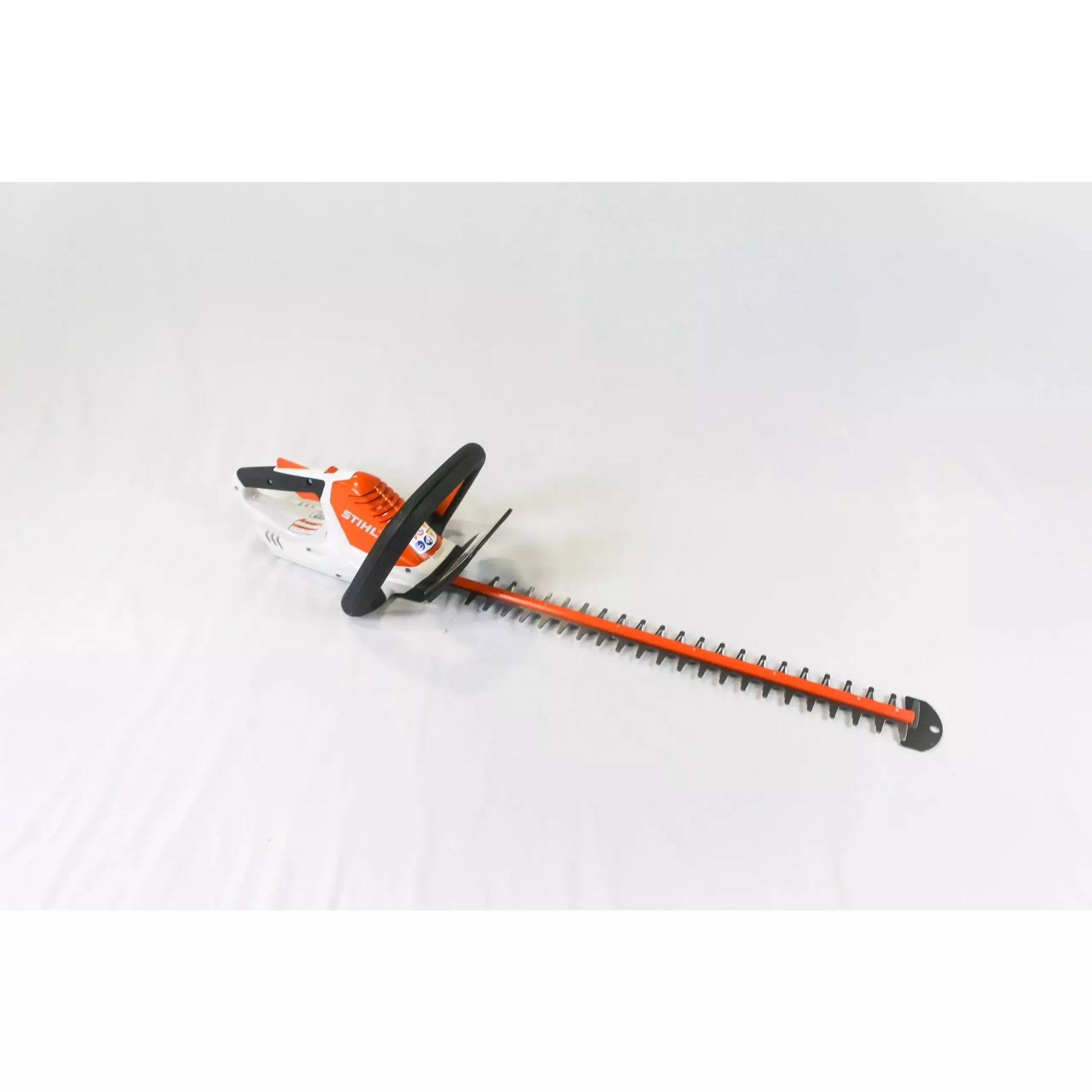 18 volt hedge trimmer deals